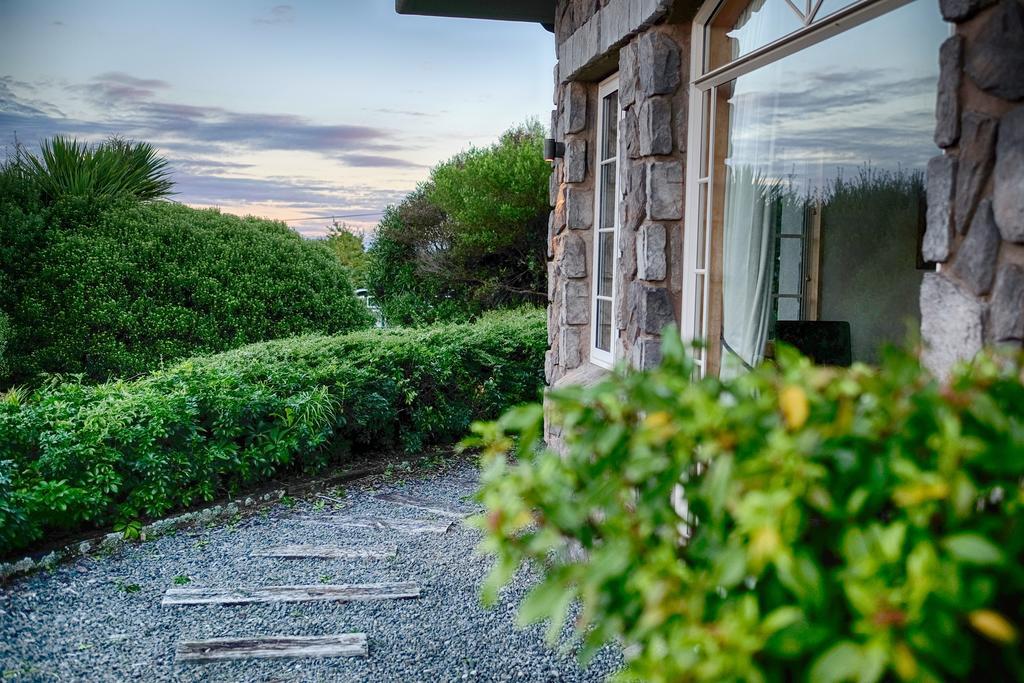 Tauhara Sunrise Lodge Lago Lago Taupo Esterno foto