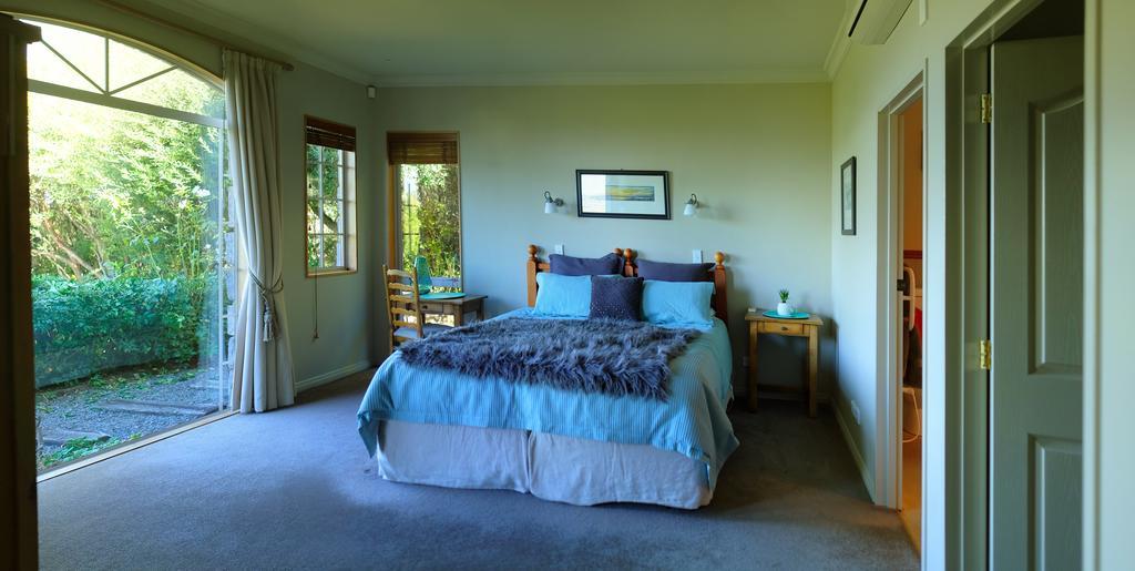 Tauhara Sunrise Lodge Lago Lago Taupo Esterno foto
