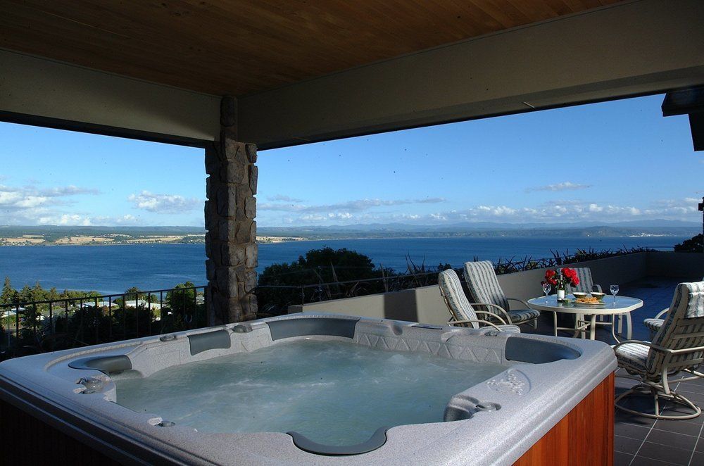 Tauhara Sunrise Lodge Lago Lago Taupo Esterno foto