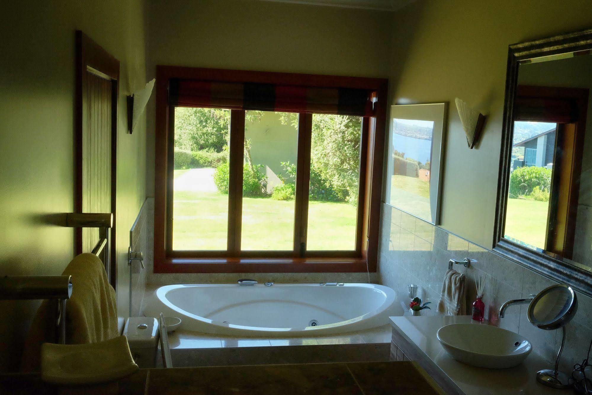 Tauhara Sunrise Lodge Lago Lago Taupo Esterno foto